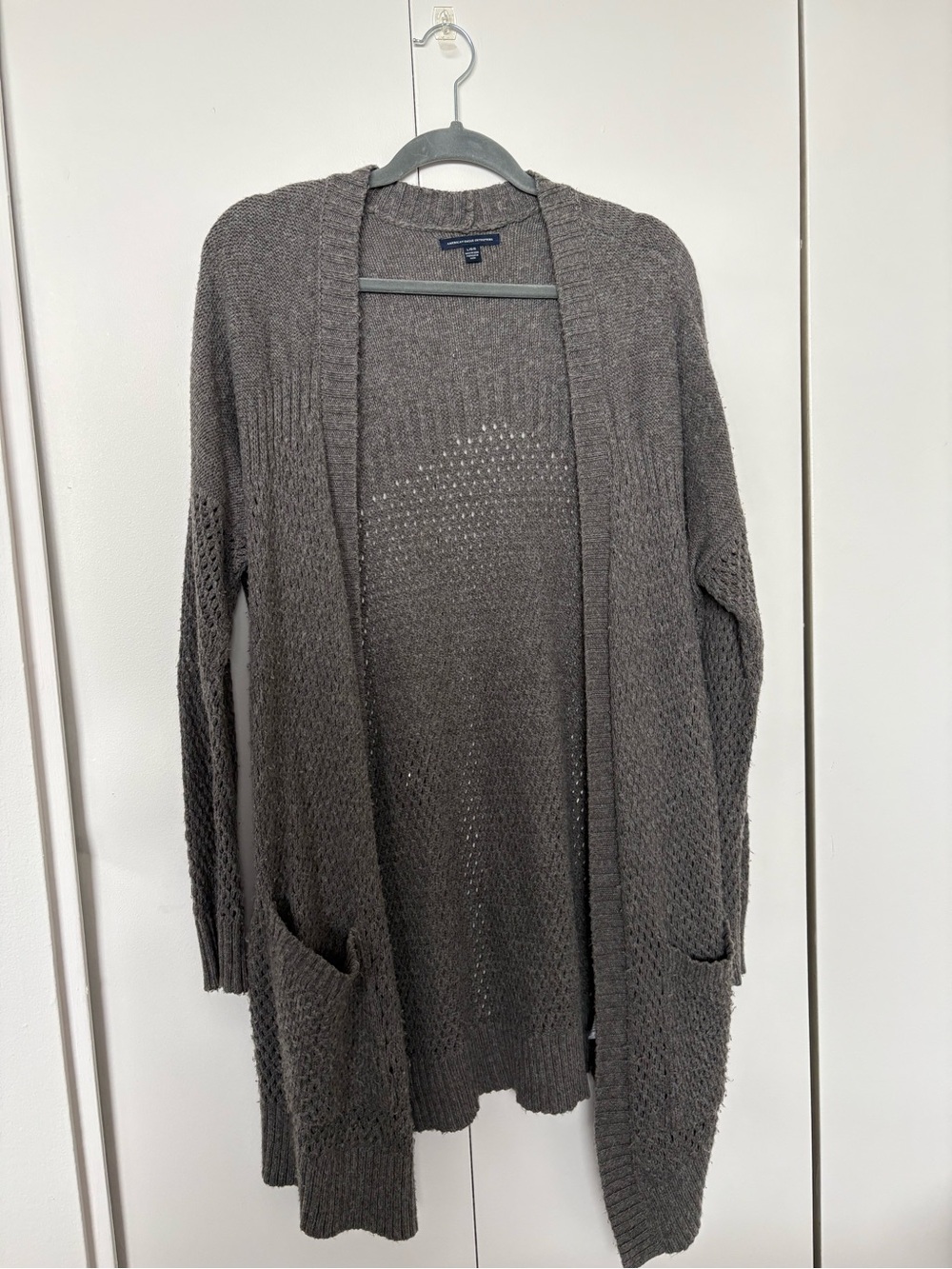 American Eagle L Gray Knit Cardigan Sweater